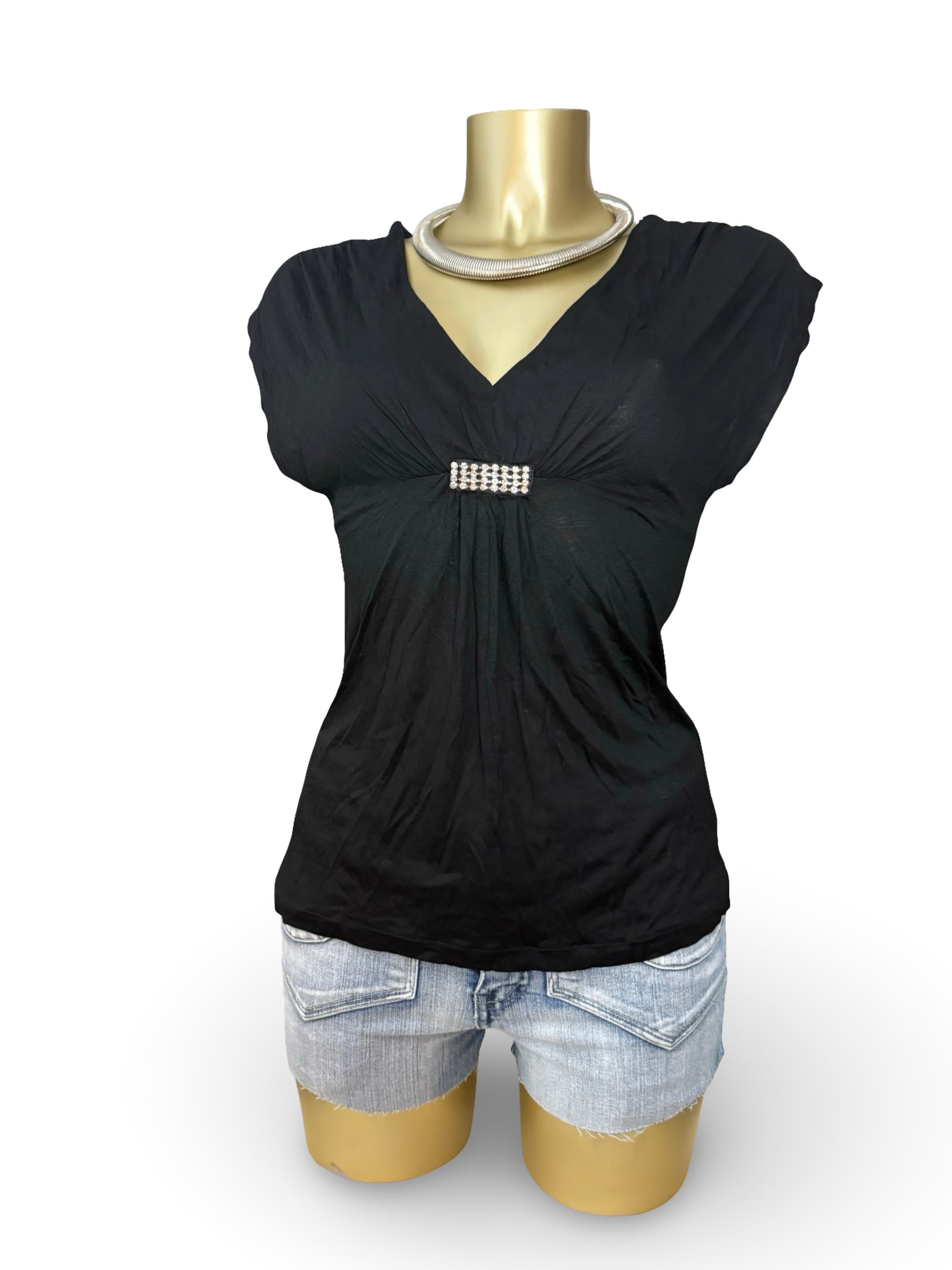 Black tight fit V neck rhinestones tee (S)