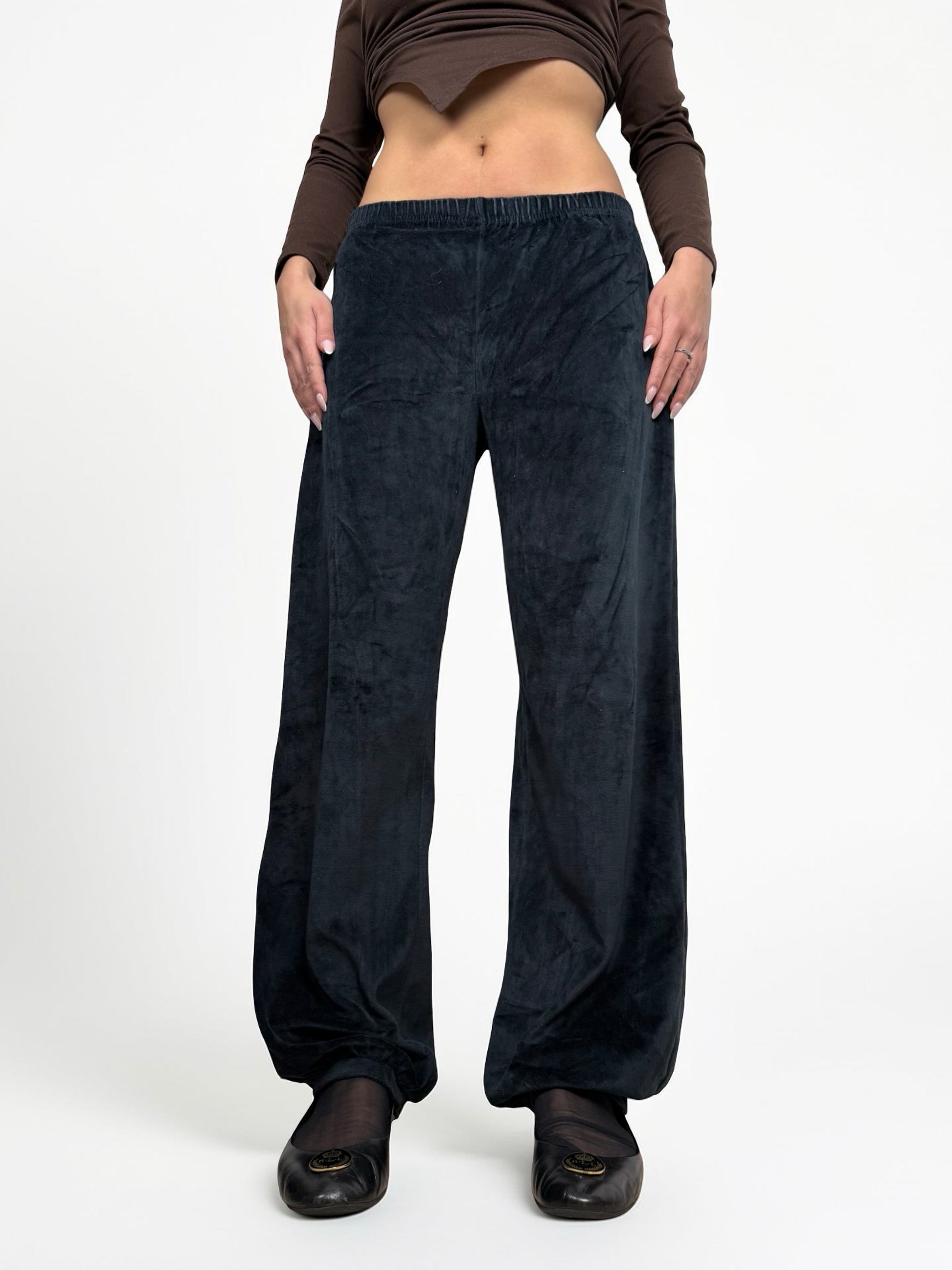 Navy low rise velvet joggers pants (S/M)