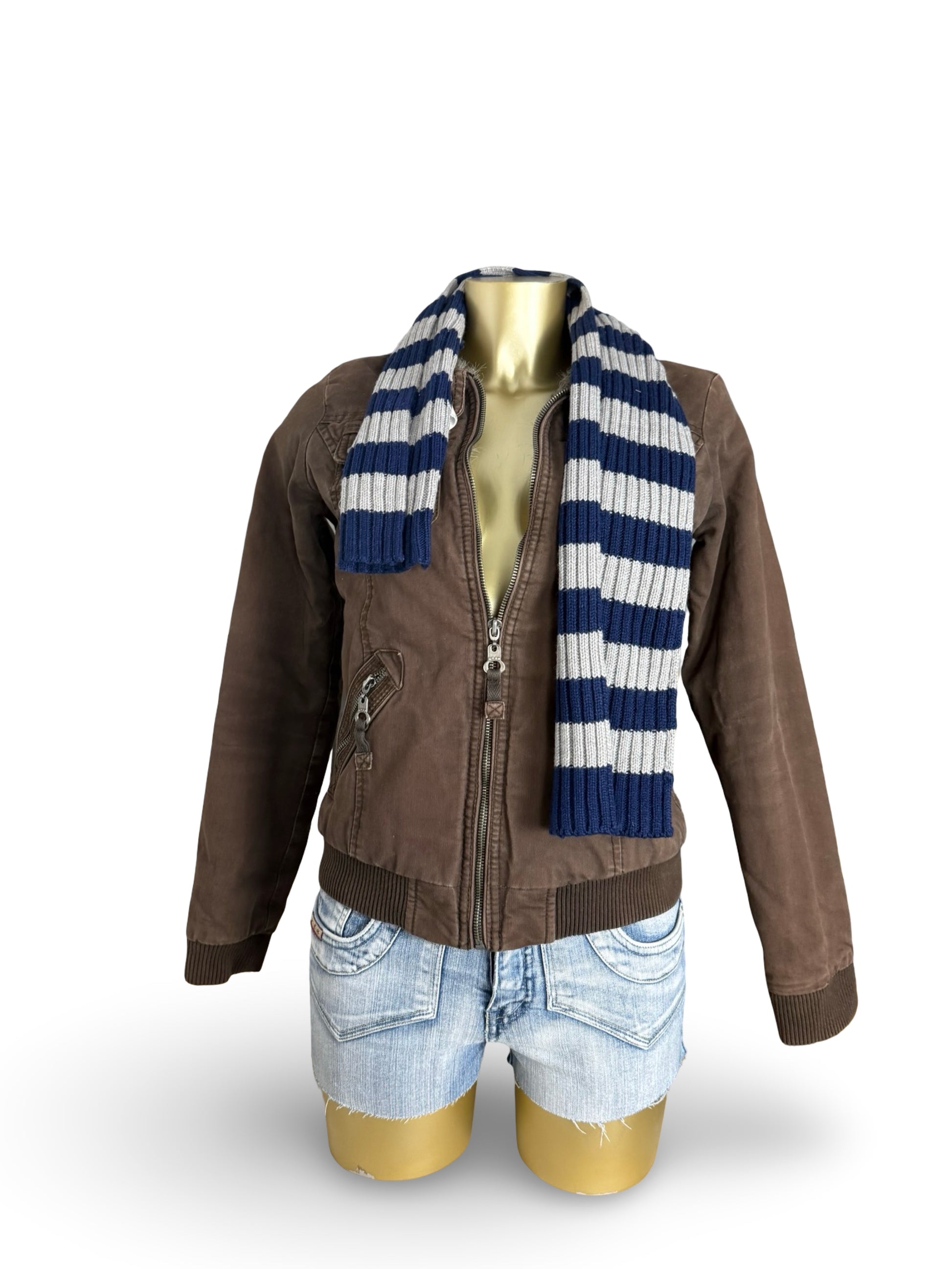 Navy & grey striped ribbed winter scarf