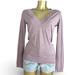 Lilac V neck tight fit long sleeves top (M)