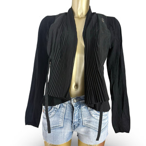 Black silky pleated jacket (S/M)