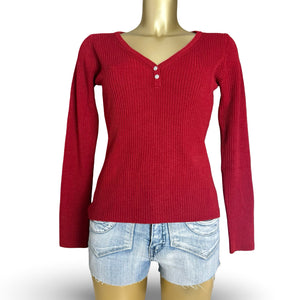 Red ribbed V neck jumper (M)