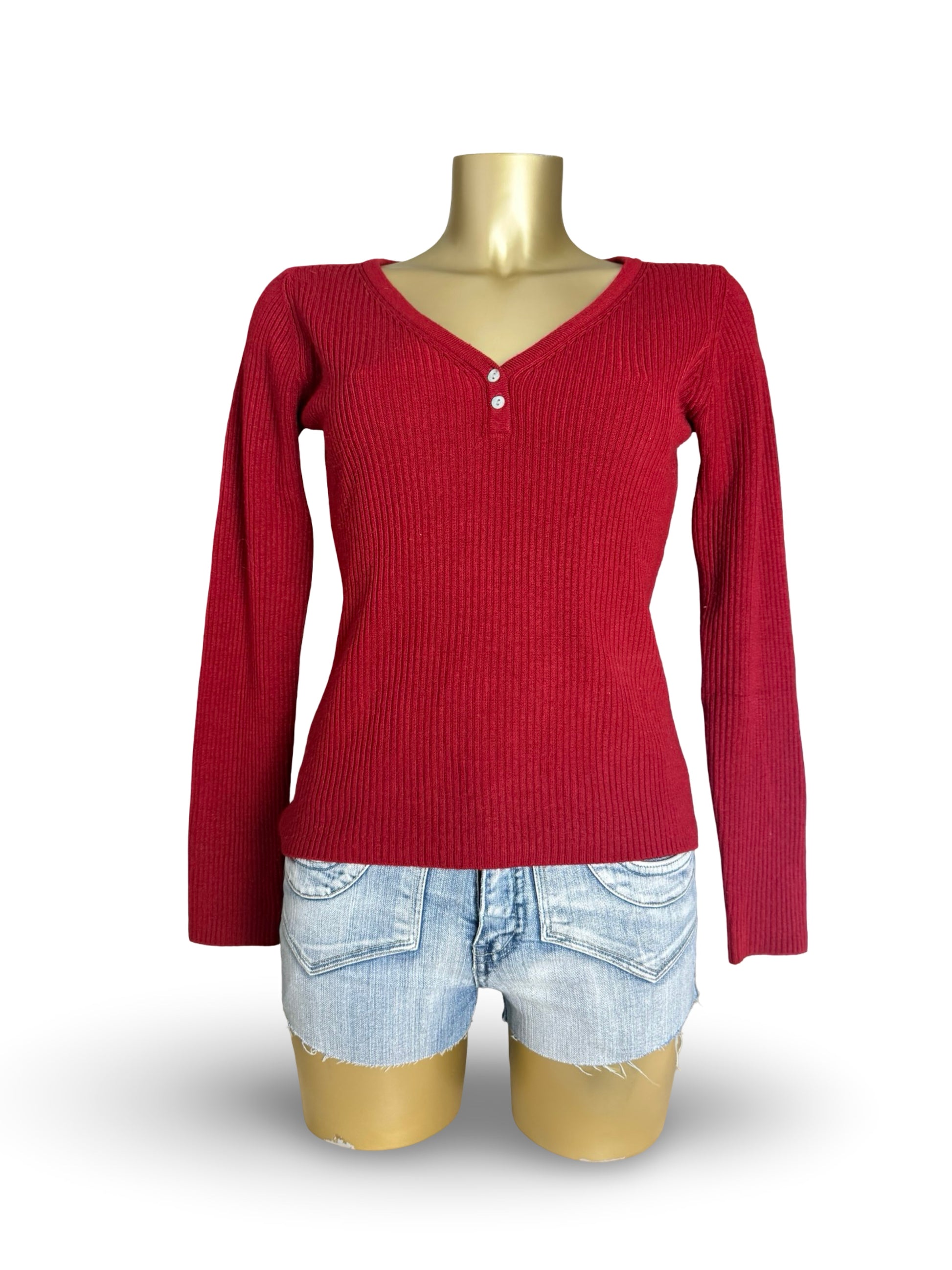 Red ribbed V neck jumper (M)