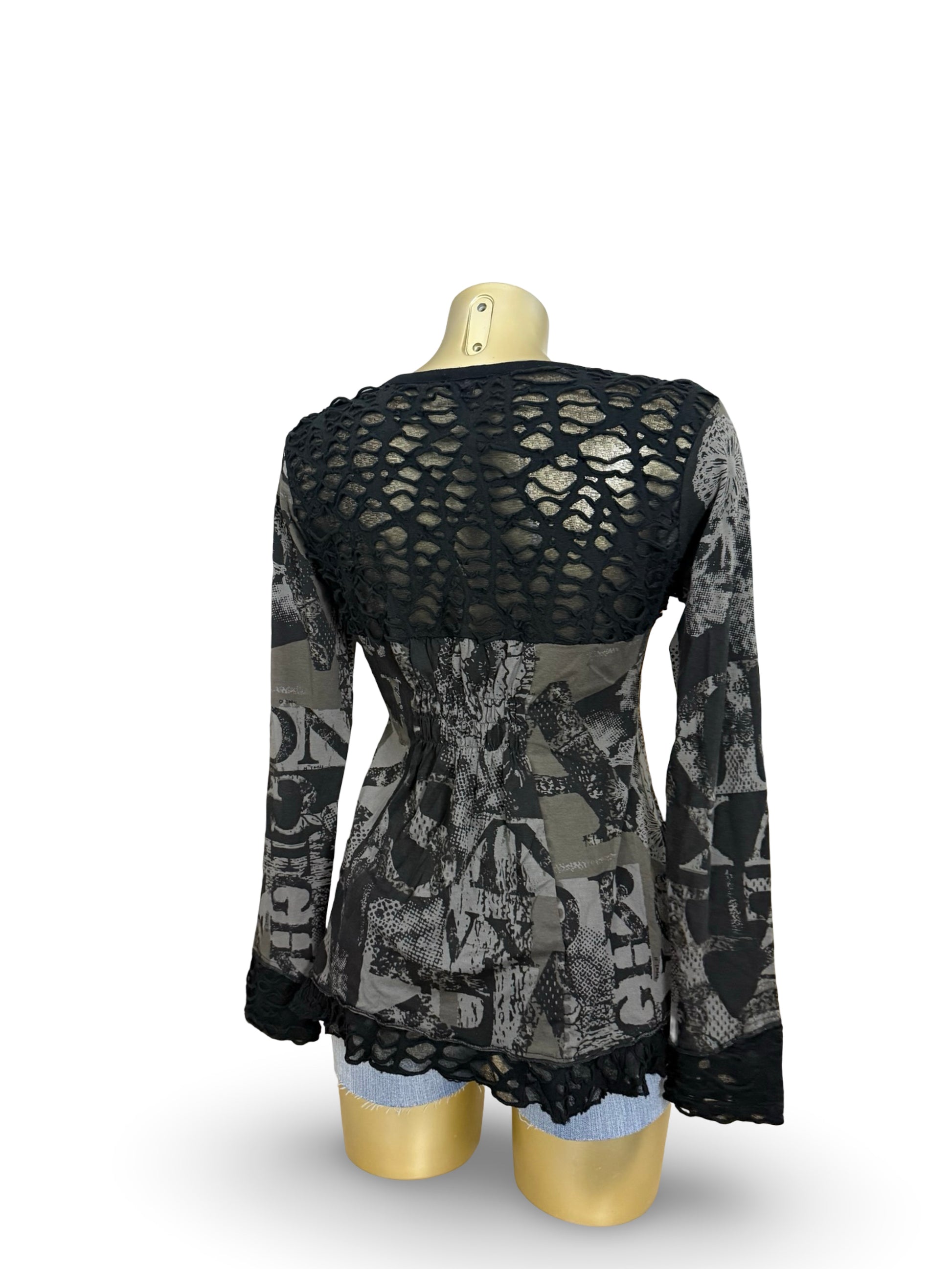 Khaki graphic cotton long sleeves top (L)