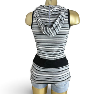 Grey & black striped coton hooded top (XS)