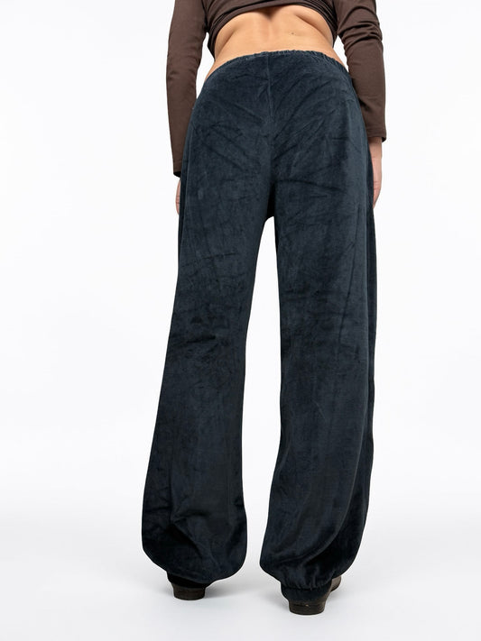 Navy low rise velvet joggers pants (S/M)