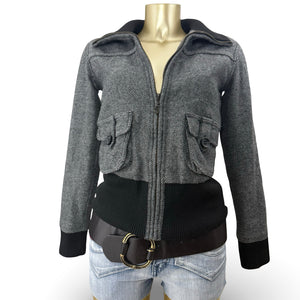 Grey zip up winter jacket (M)