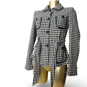 White tight fit trench jacket (S)