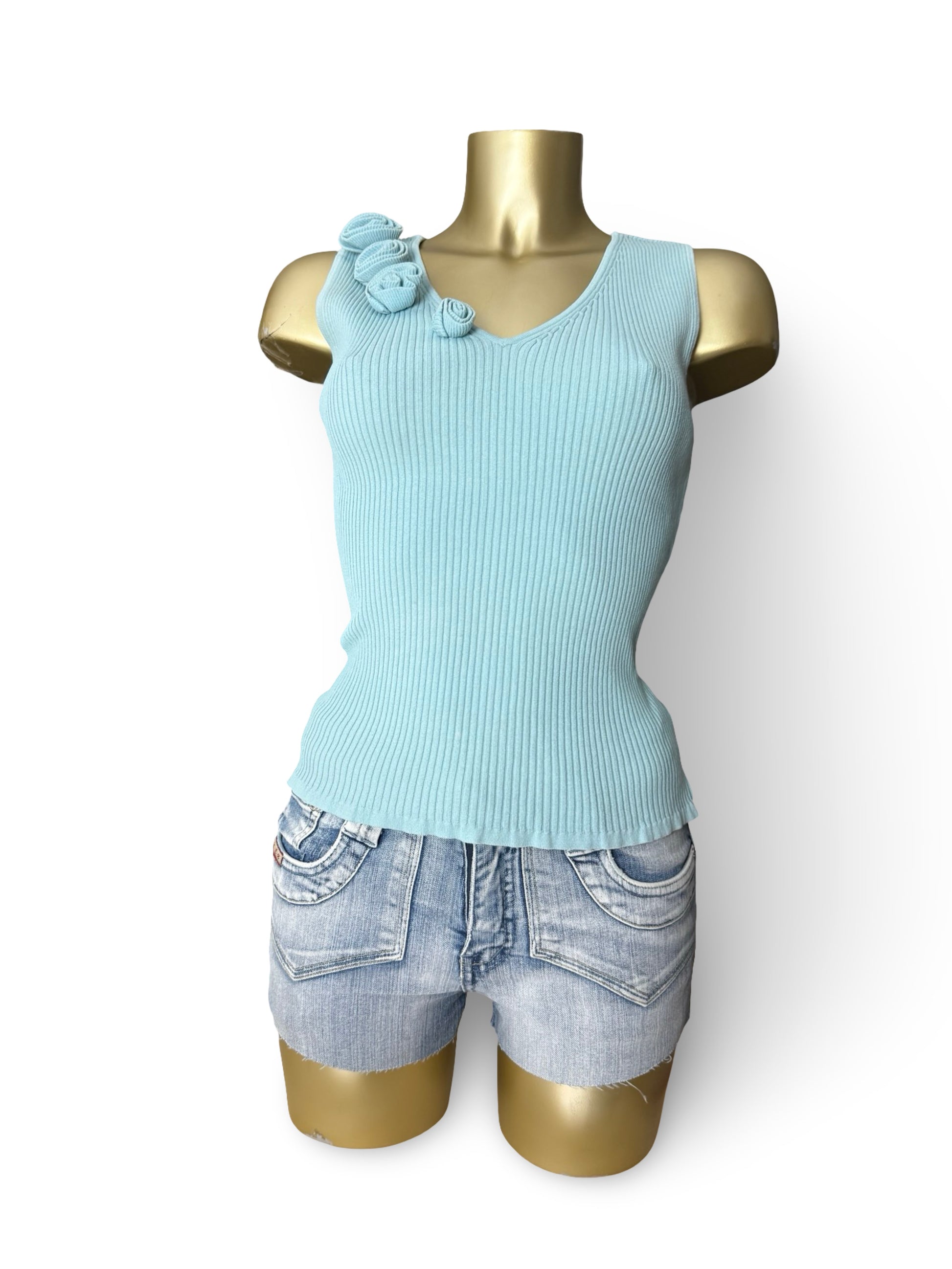 Blue ribbed flower appliqué knitted tank top (M)