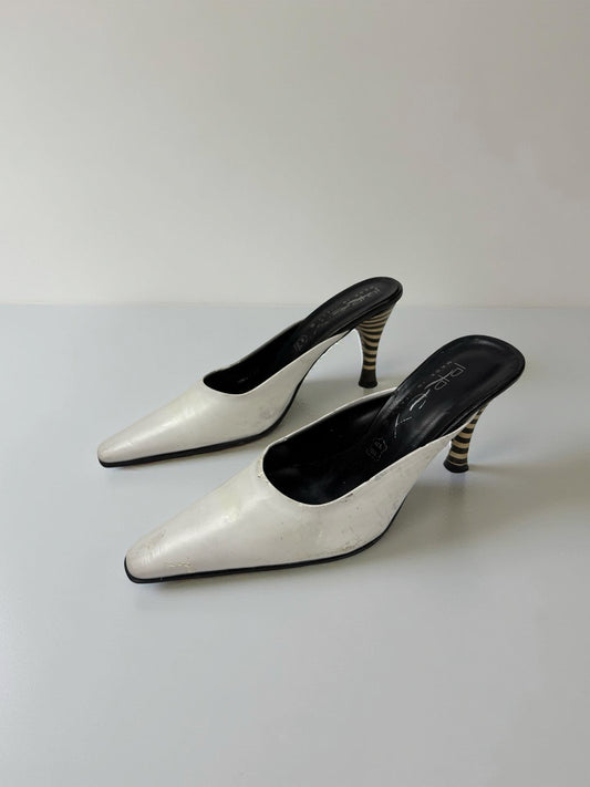 White real leather pointed toes heels mules (39)