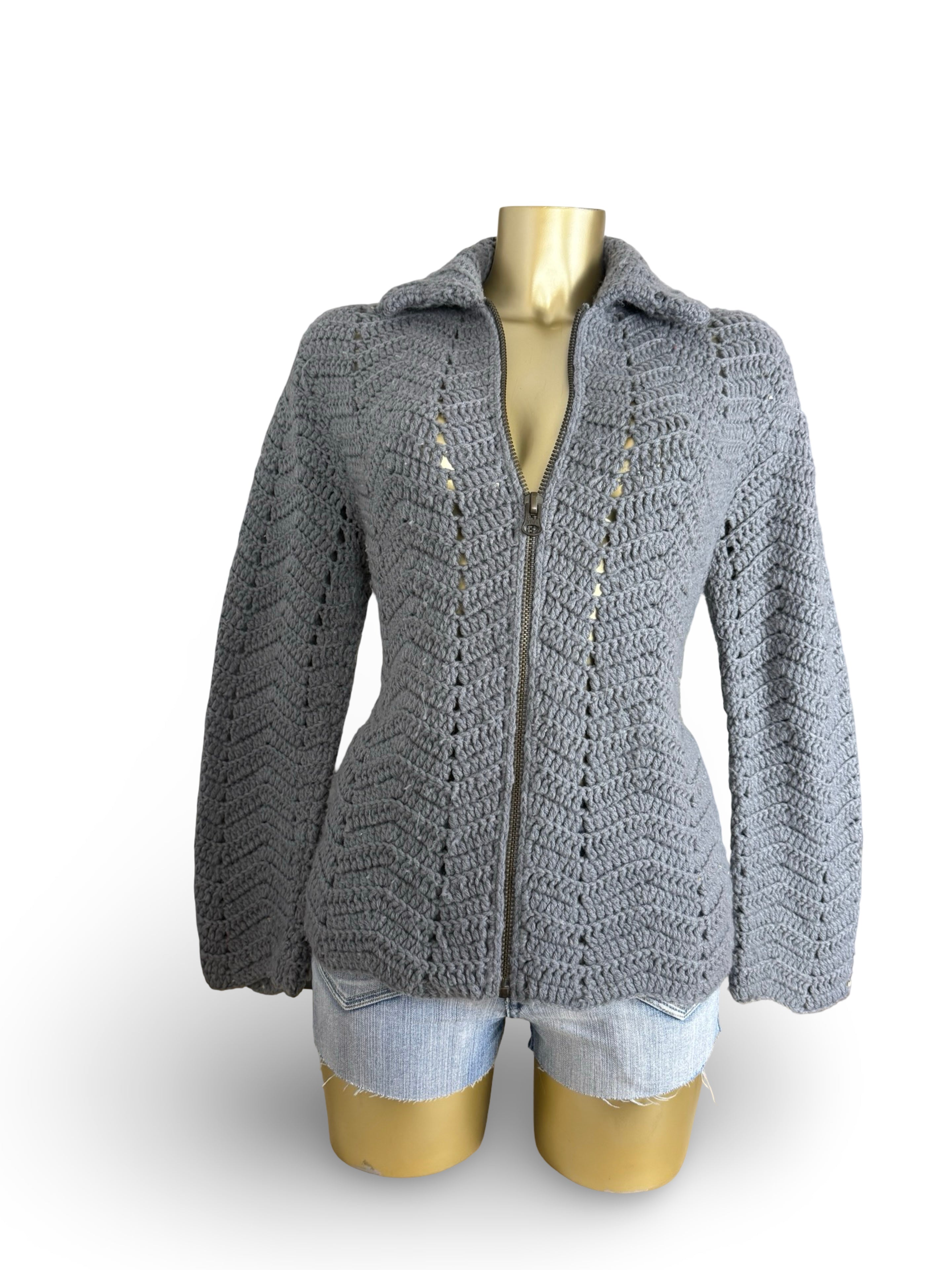 Grey crochet zip up jumper jacket (XL)