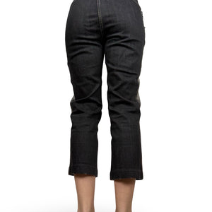Black denim low rise capri pants (M)
