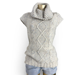 Grey turtleneck sleeveless jumper (S/M)