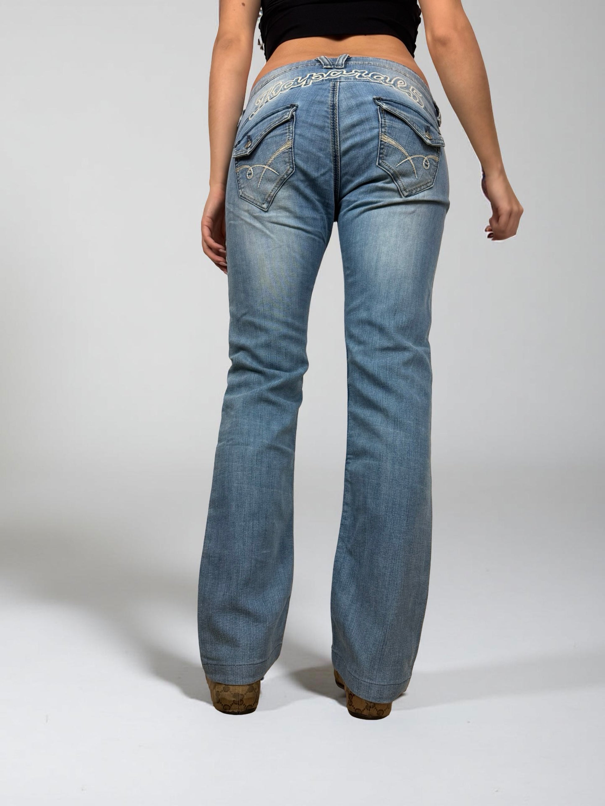 Blue denim low rise straight legs pants (M)