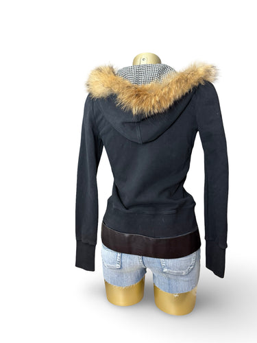 Black tight fit faux fur hooded jacket (XS/S)